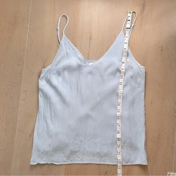 ARITZIA WILFRED FREE Classic White V-Neck Camisole Top - Picture 8 of 8